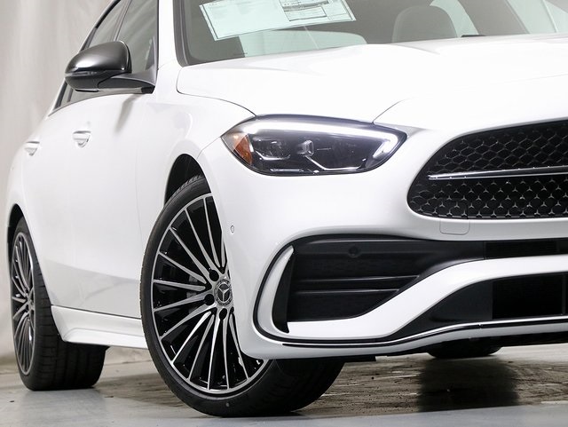 2025 Mercedes Benz C 300 4MATIC Sedan photo 3