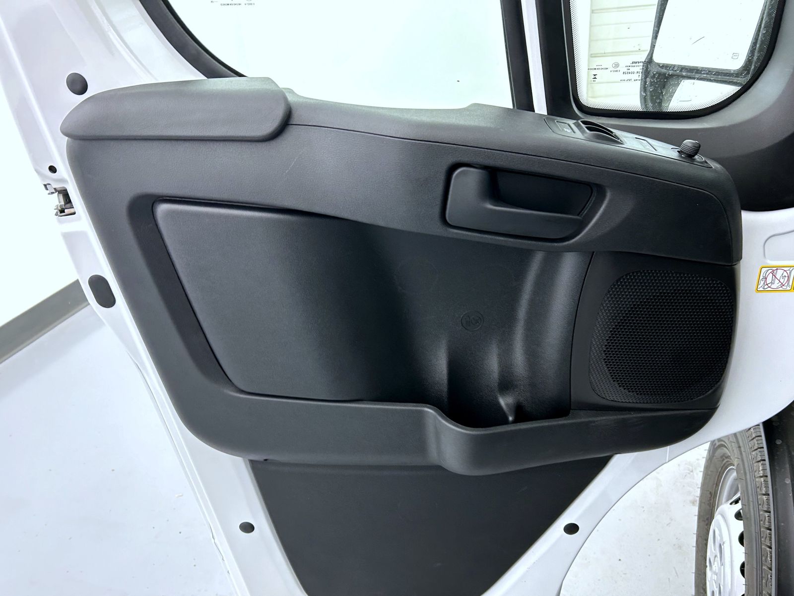 2025 Ram ProMaster 3500 photo 6