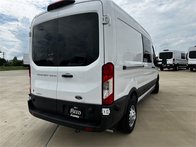 2024 Ford Transit photo 6