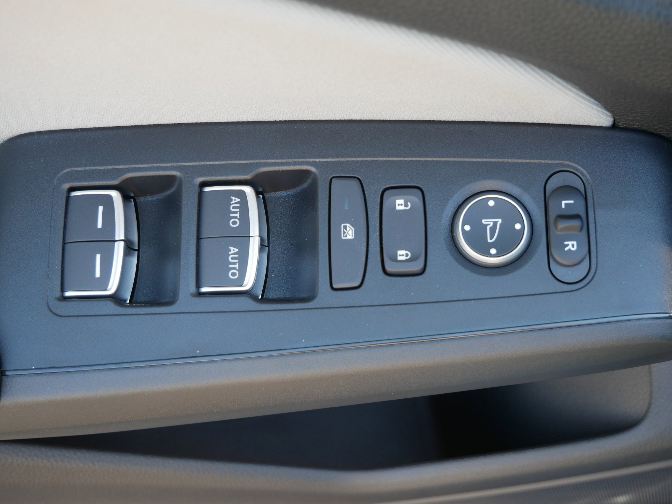 2026 Honda Civic Hybrid Sport photo 12