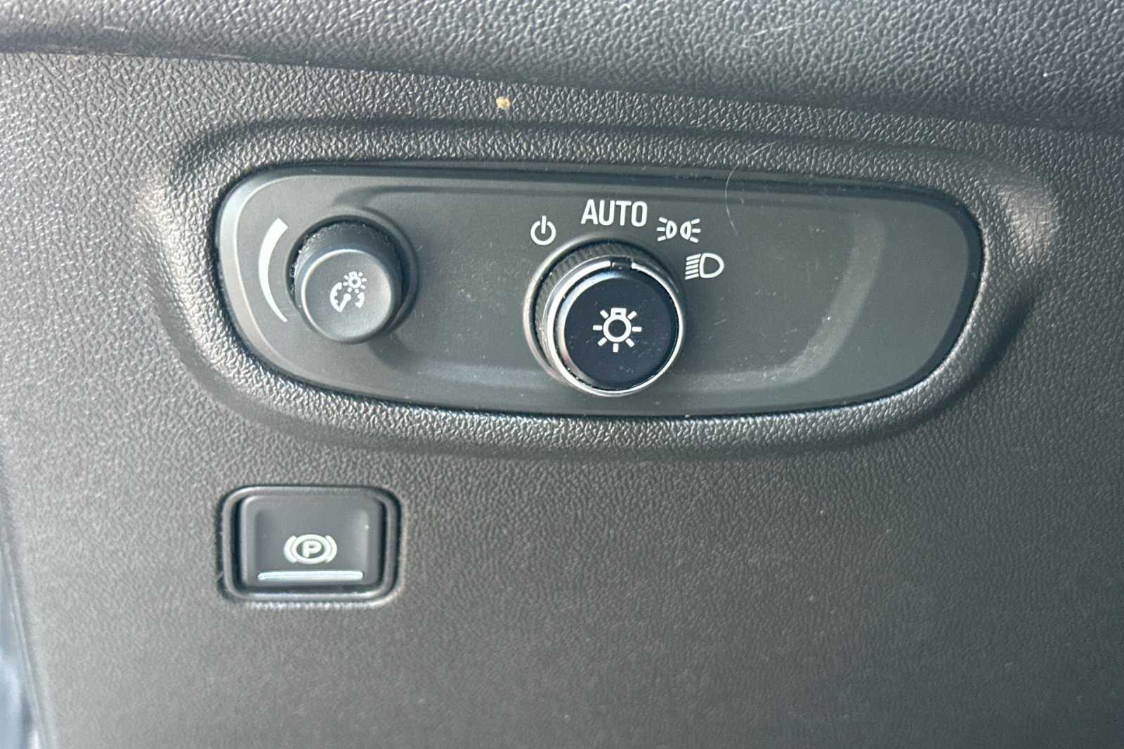 2020 Gmc Terrain SLE photo 30