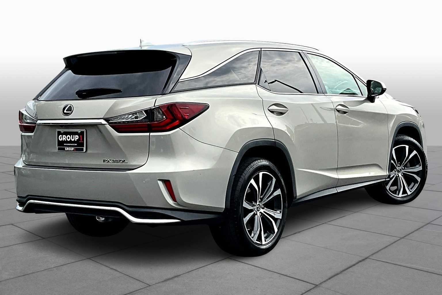2021 Lexus RX Premium photo 12