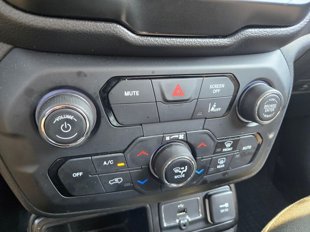 2021 Jeep Renegade Latitude photo 20
