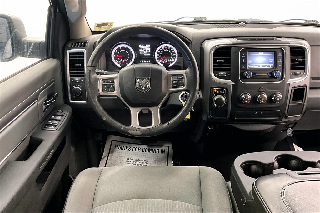 2022 Ram 1500 Classic SLT photo 2
