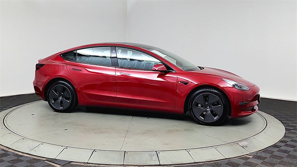 Used 2021 Tesla Model 3 Base with VIN 5YJ3E1EB7MF070231 for sale in Tigard, OR