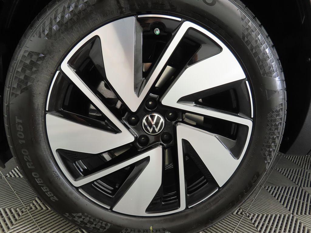 2026 Volkswagen Atlas SE Technology photo 29
