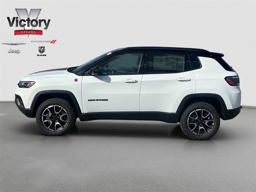 2026 Jeep Compass Trailhawk photo 2