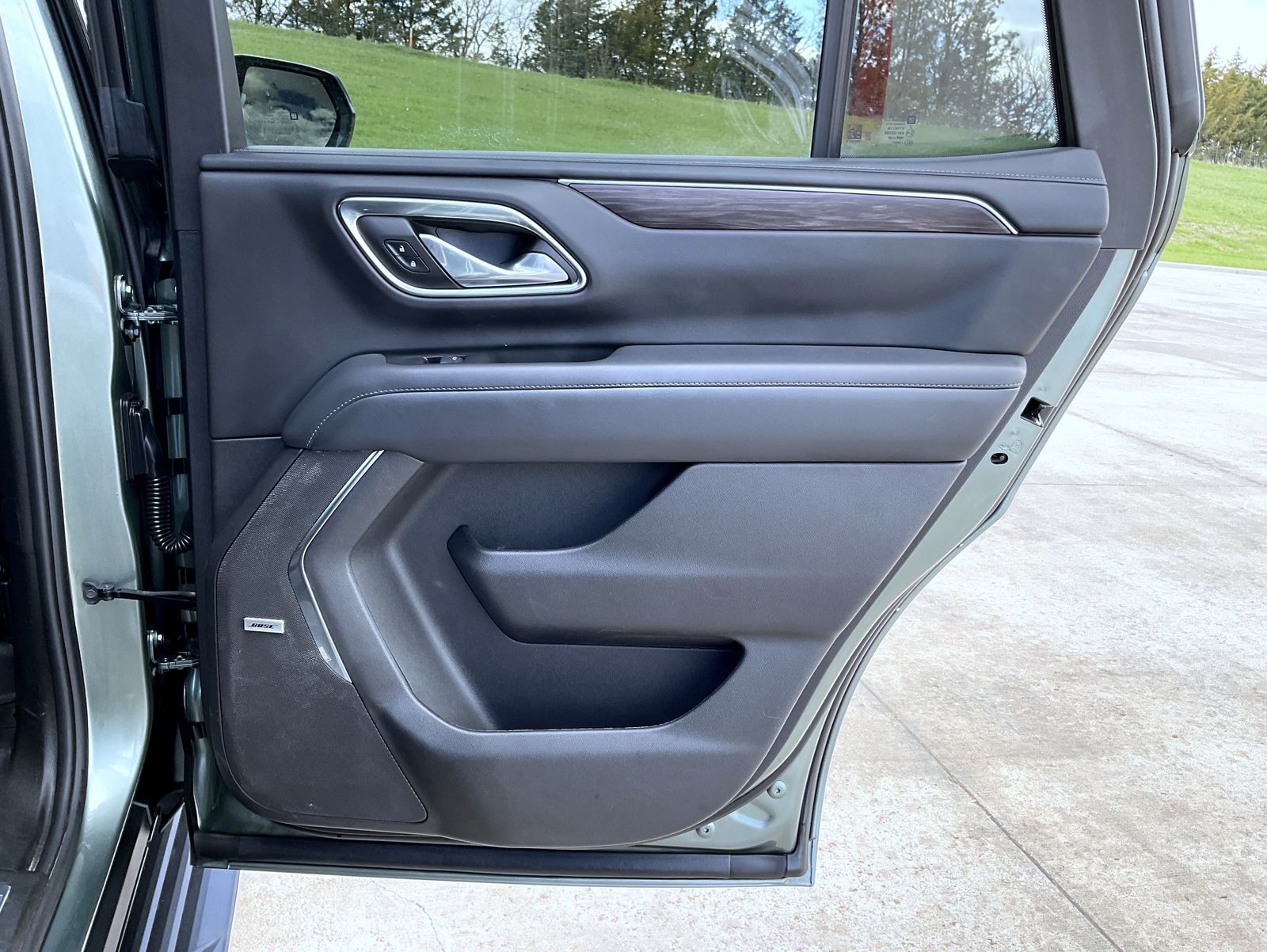 2024 Chevrolet Tahoe LT photo 18