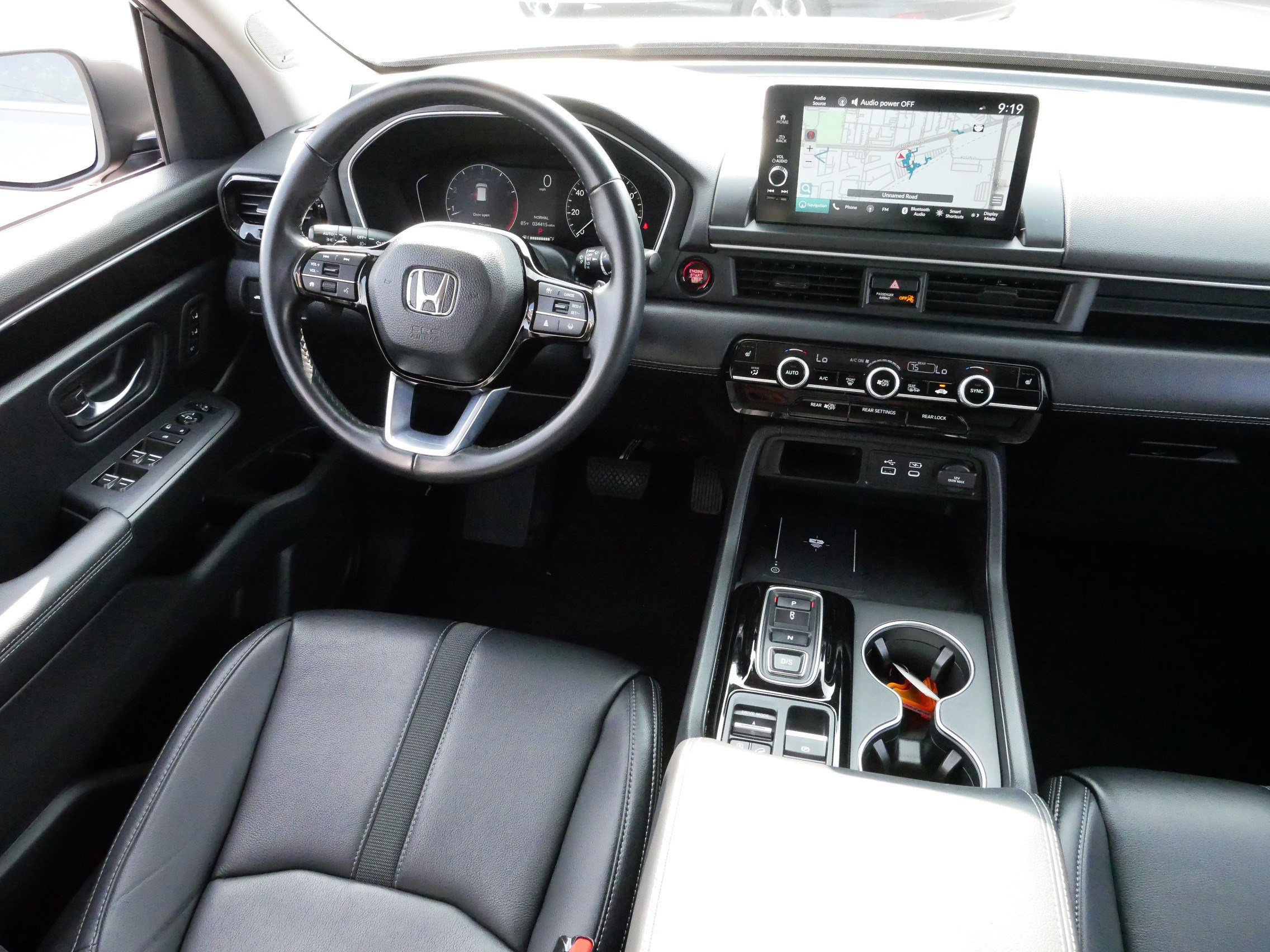 2023 Honda Pilot Touring photo 9