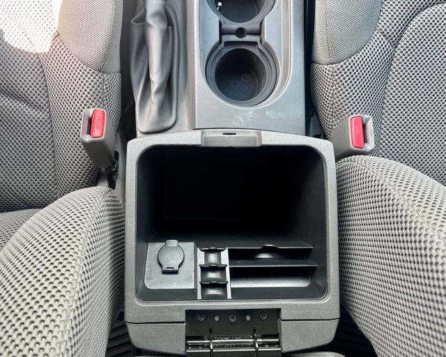 2019 Nissan Frontier SV photo 10