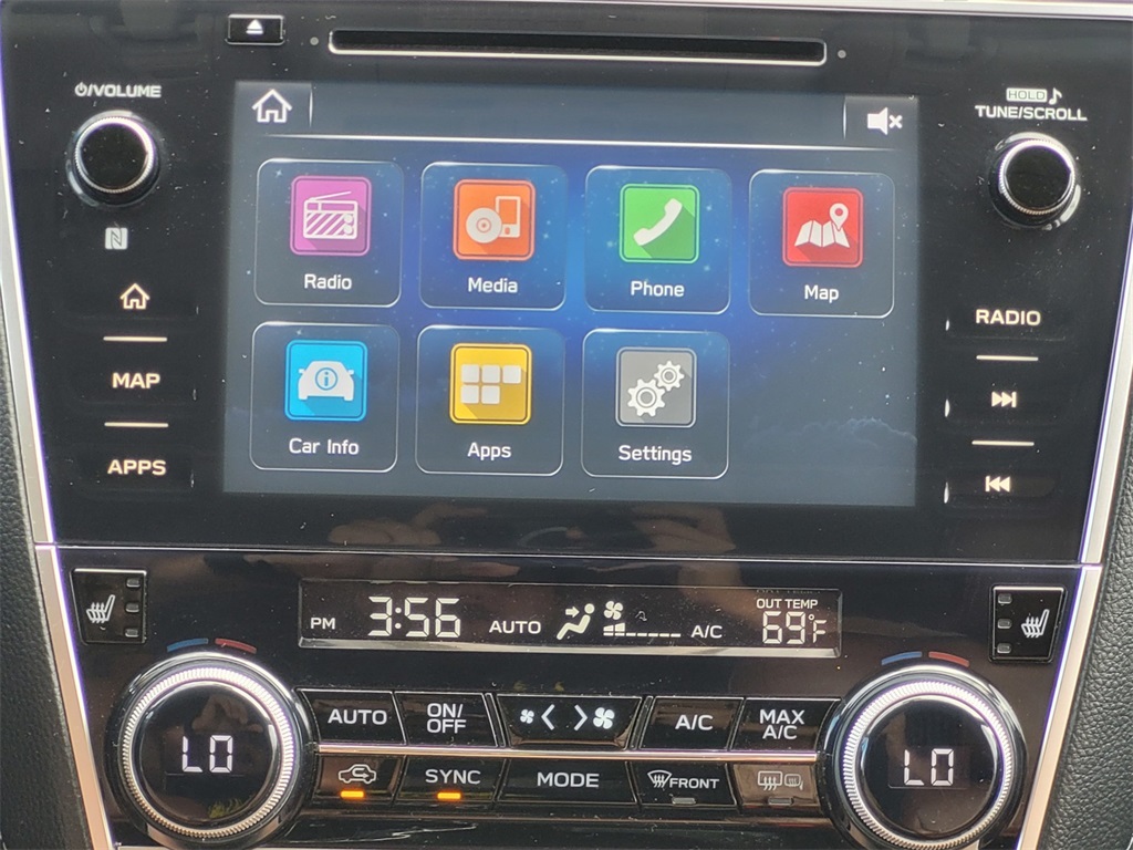 2018 Subaru Outback Touring photo 20