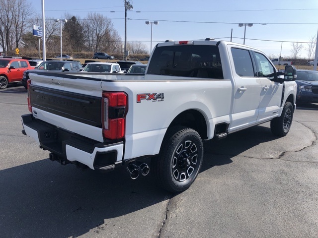 2025 Ford F-250 photo 5