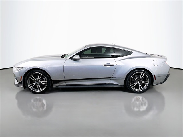 2024 Ford Mustang EcoBoost Premium photo 5