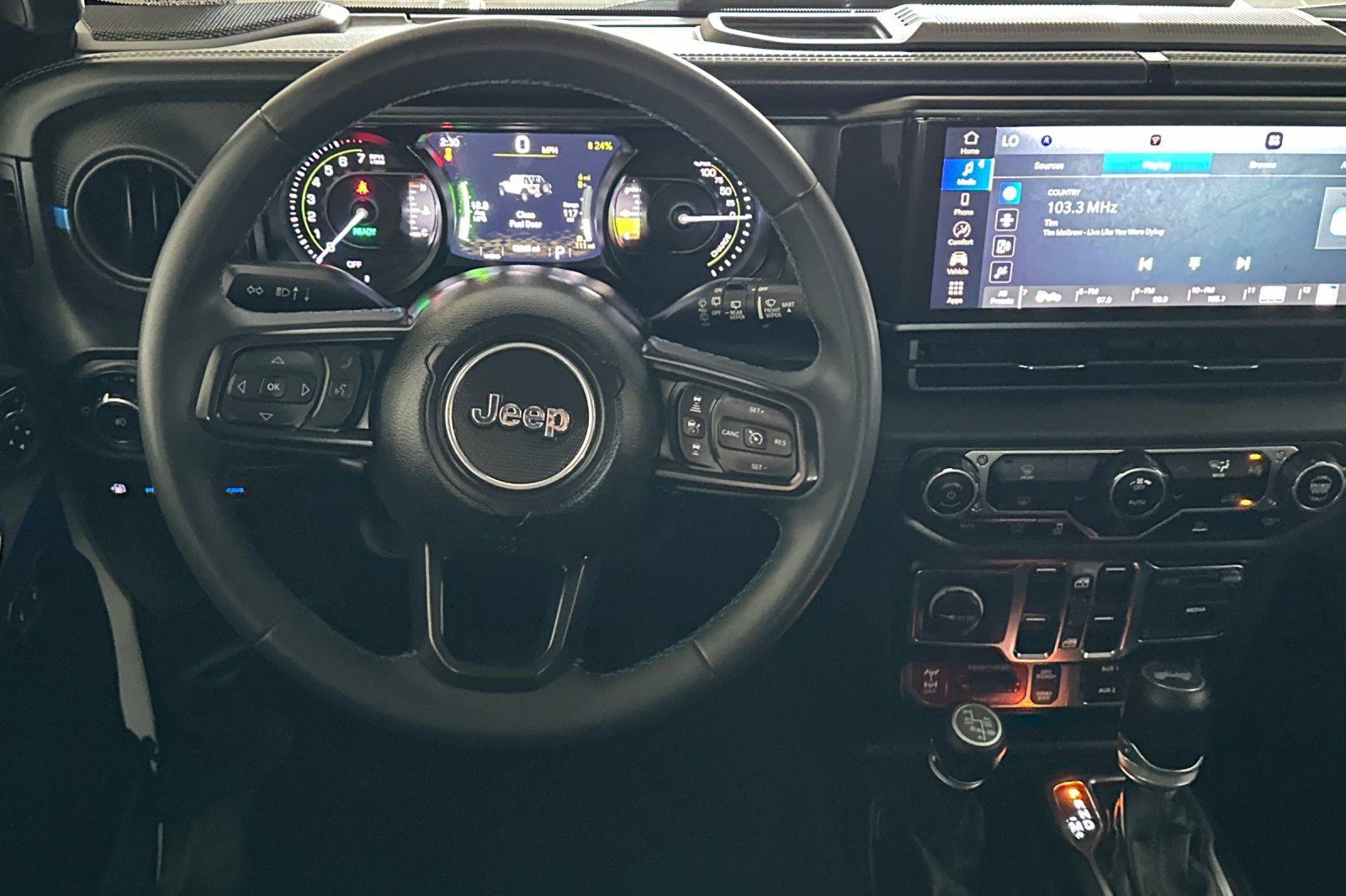 2024 Jeep Wrangler Rubicon 4xe photo 14