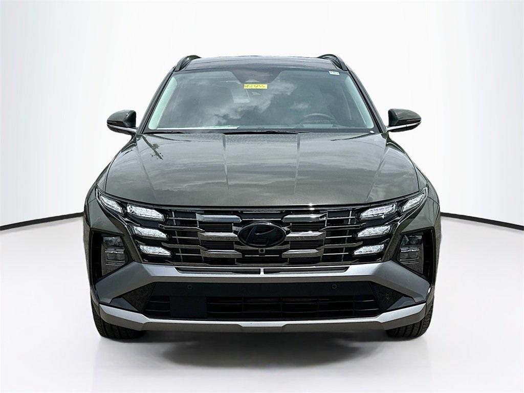 2025 Hyundai Tucson Limited photo 2