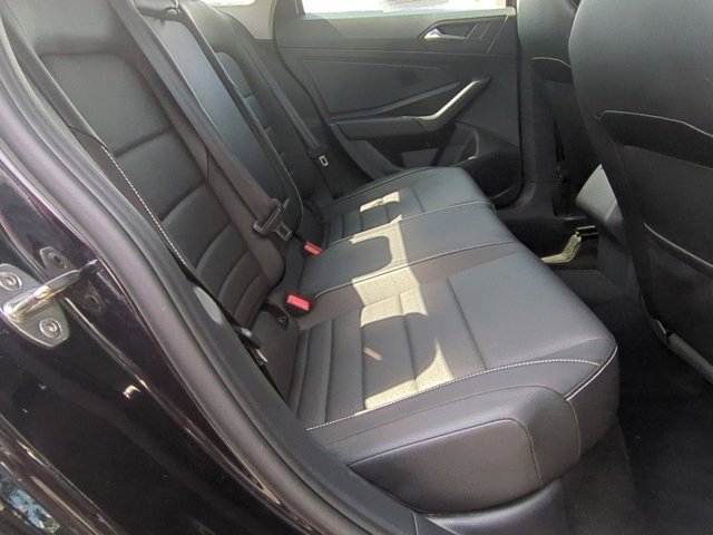 2024 Volkswagen Jetta SE photo 7