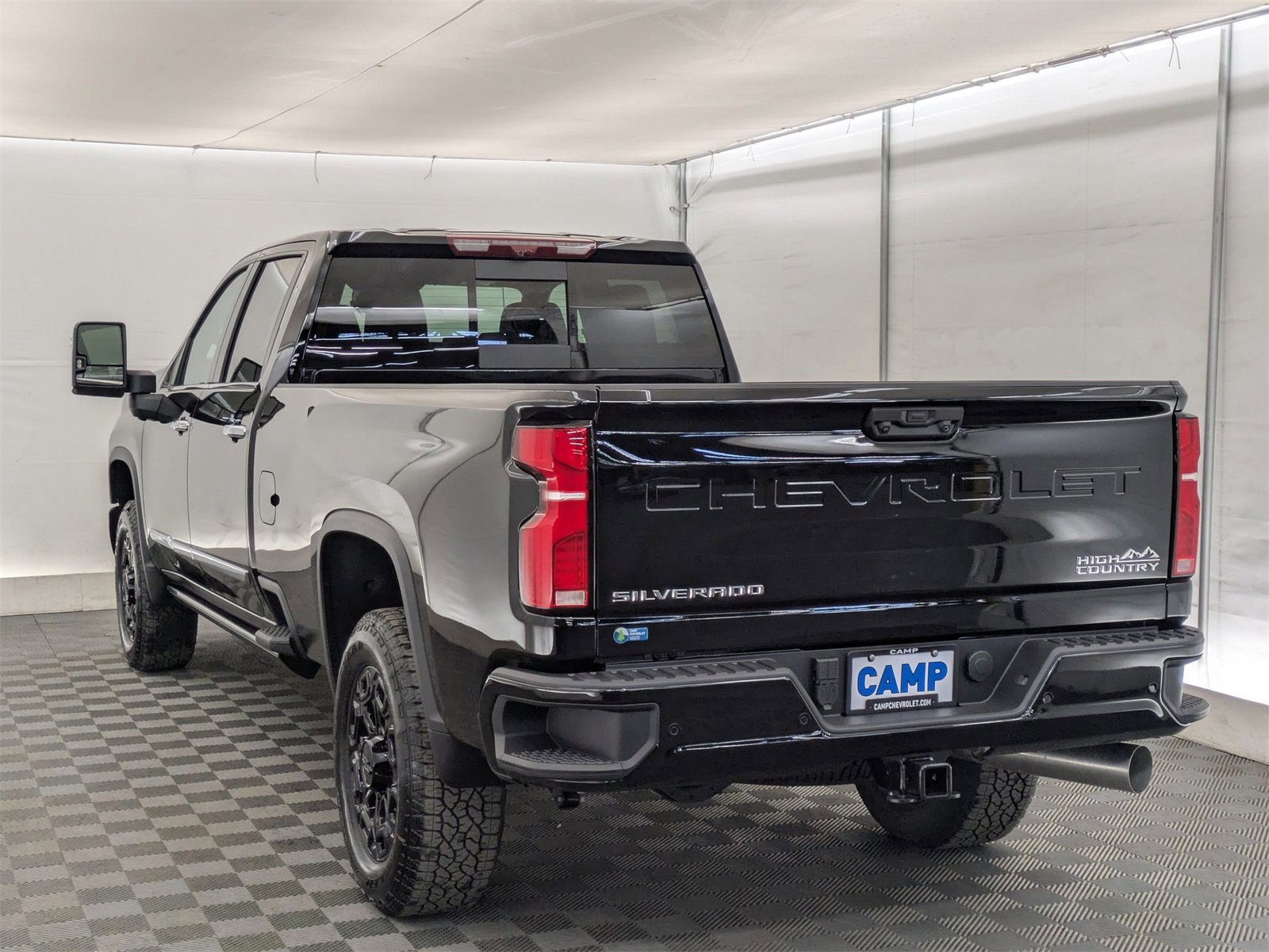 2025 Chevrolet Silverado 3500HD High Country photo 4