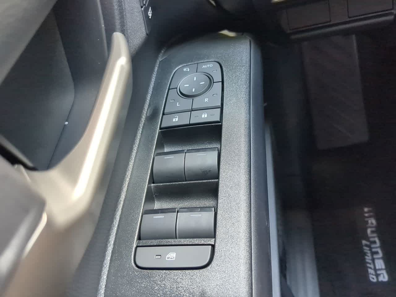 2025 Toyota 4Runner Limited photo 22