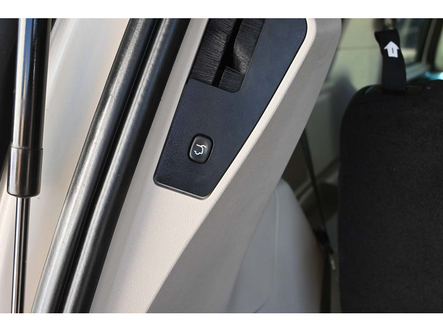 2013 Dodge Grand Caravan SXT photo 29