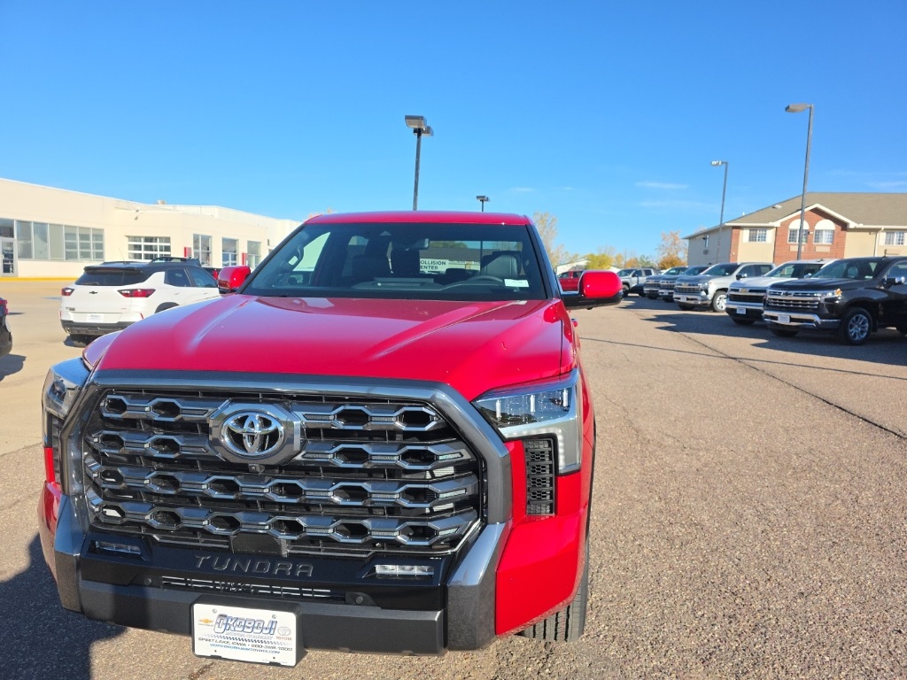 2026 Toyota Tundra Platinum's photo