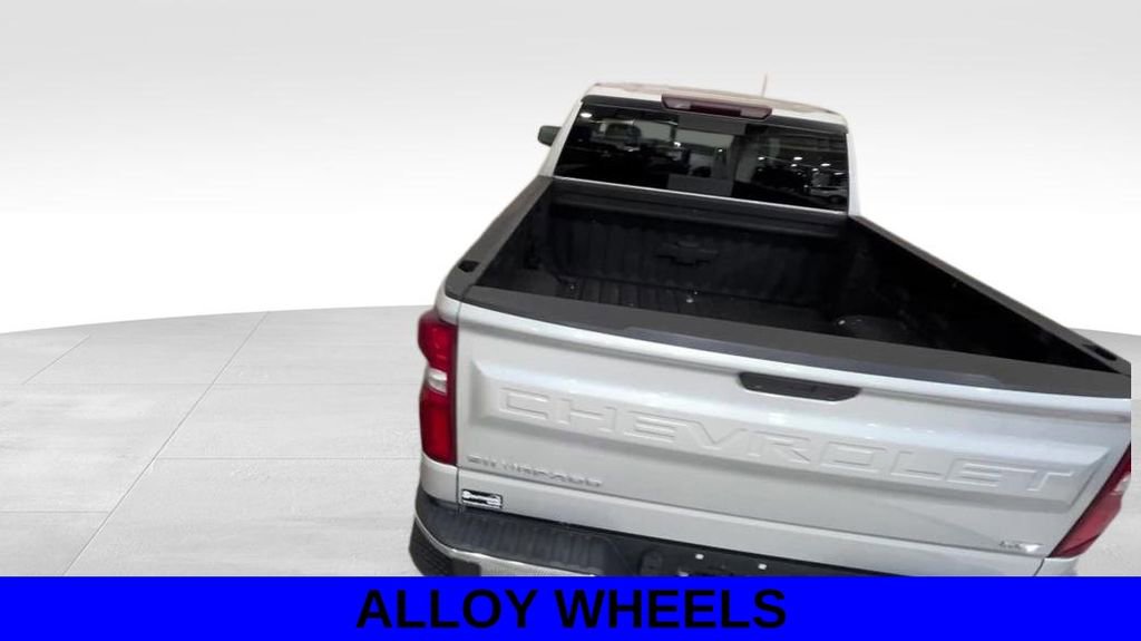 2020 Chevrolet Silverado 1500 LTZ photo 3