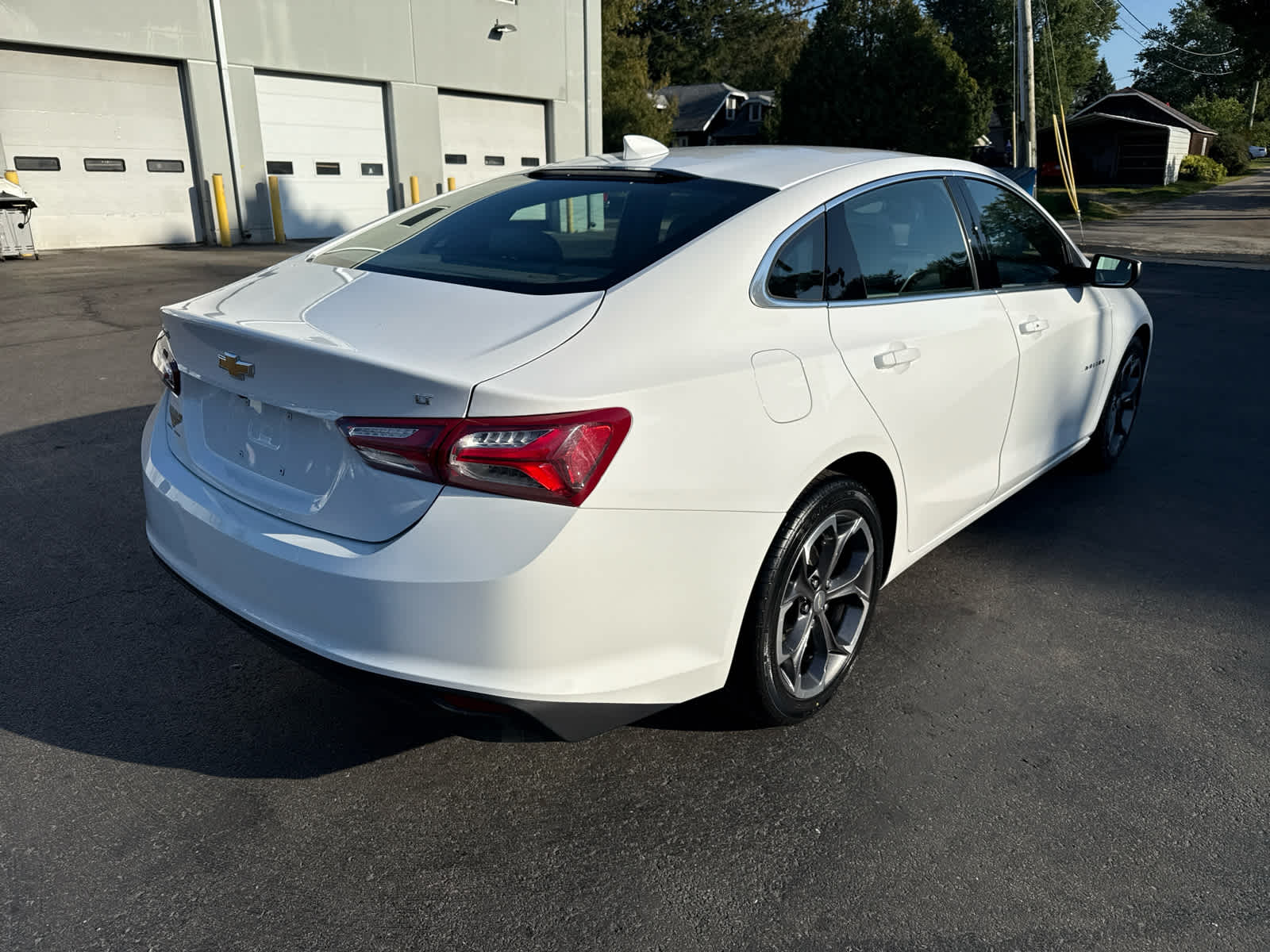 2022 Chevrolet Malibu 1LT photo 3
