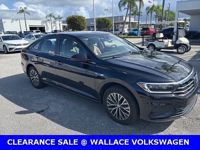 2019 Volkswagen Jetta SEL photo 2