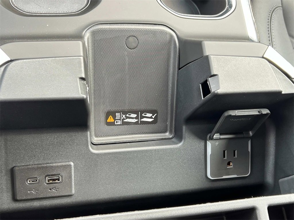2026 Chevrolet Silverado 1500 LT photo 23