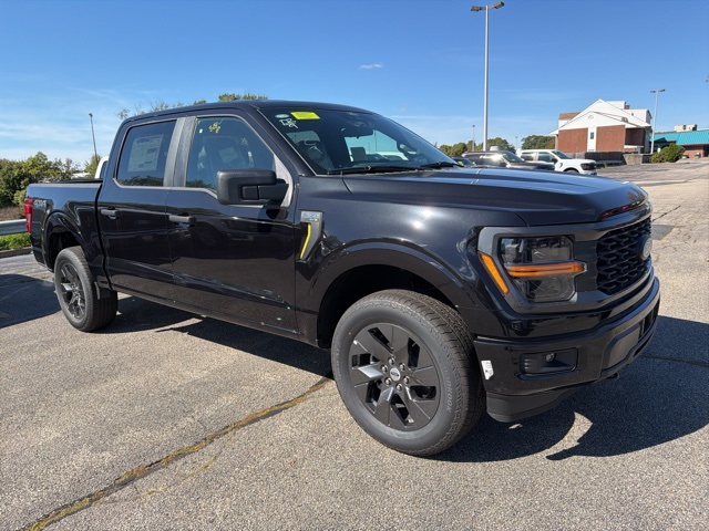 2025 Ford F-150 STX's photo