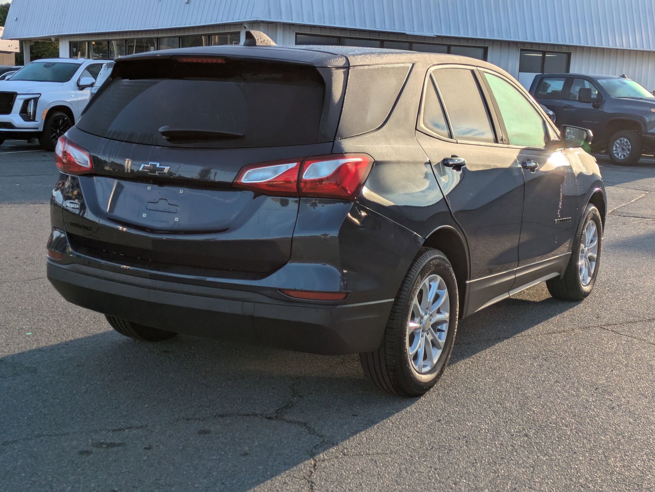 2019 Chevrolet Equinox LS photo 4