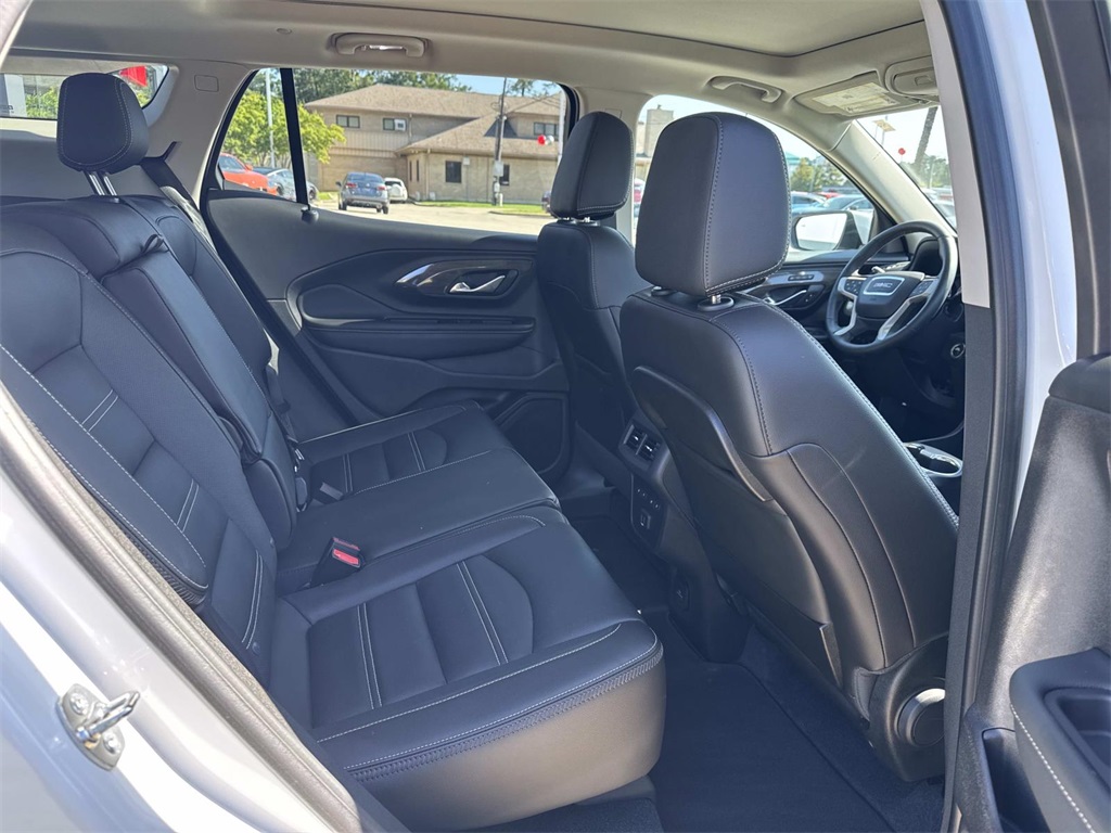 2024 Gmc Terrain Denali photo 4