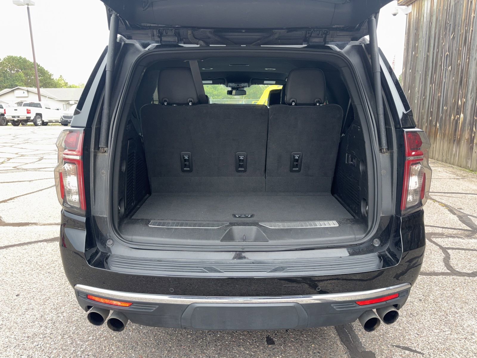 2024 Chevrolet Tahoe Premier photo 5