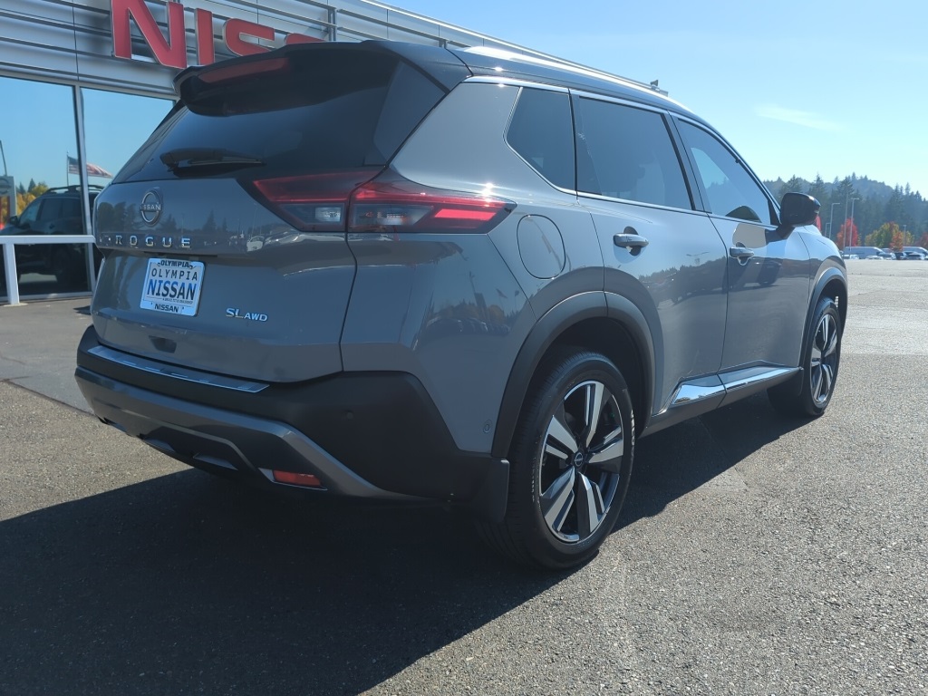 2022 Nissan Rogue SL photo 7