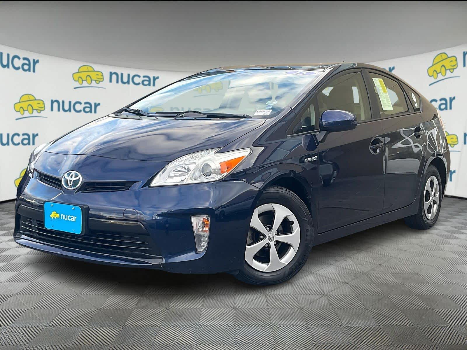 2015 Toyota Prius Two SE photo 3