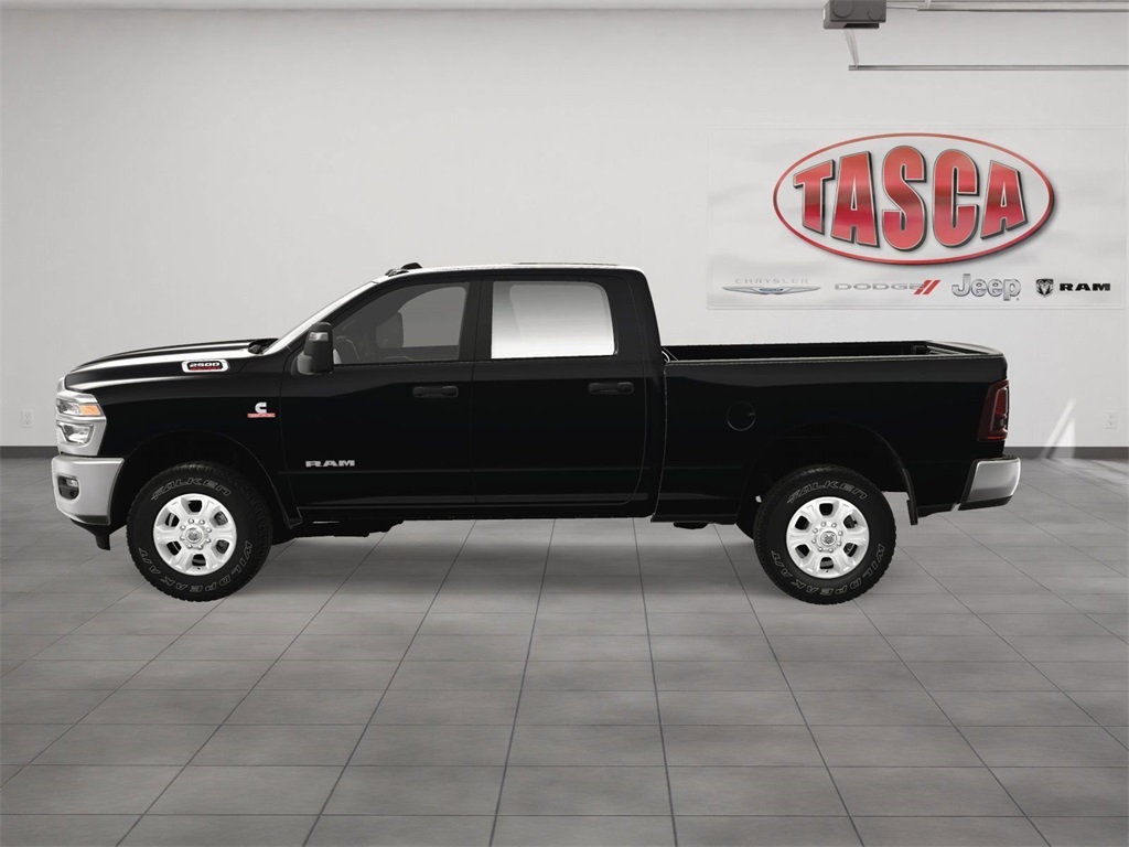 2025 Ram 2500 Big Horn photo 3