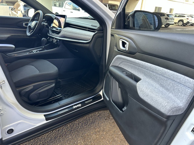 2023 Jeep Compass Sport photo 20