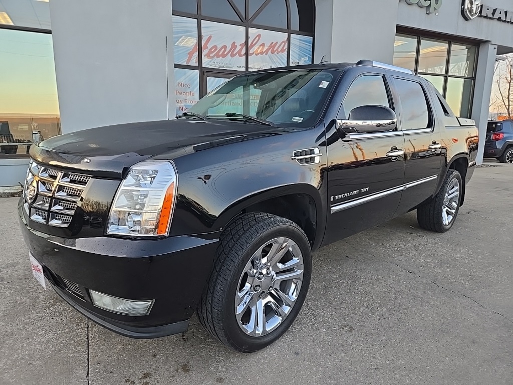 Used 2007 Cadillac Escalade EXT Base with VIN 3GYFK62867G290559 for sale in Kansas City
