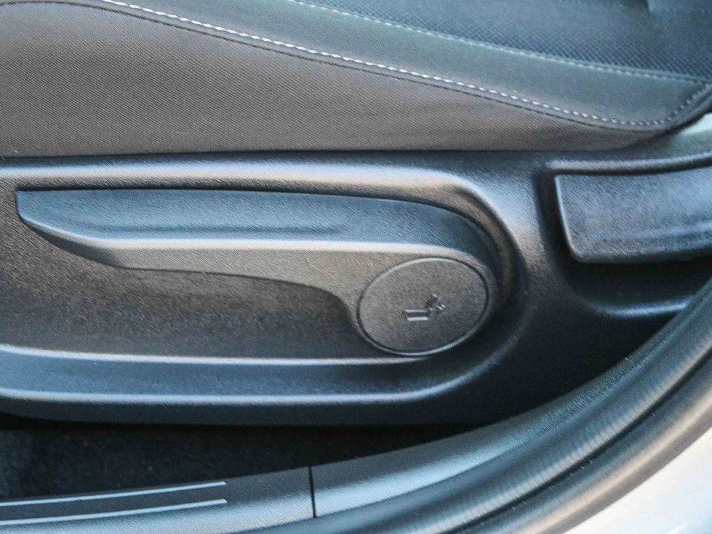 2025 Hyundai Elantra SE photo 21