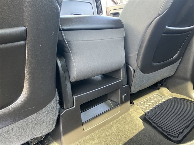 2015 Chevrolet Silverado 1500 LT photo 2