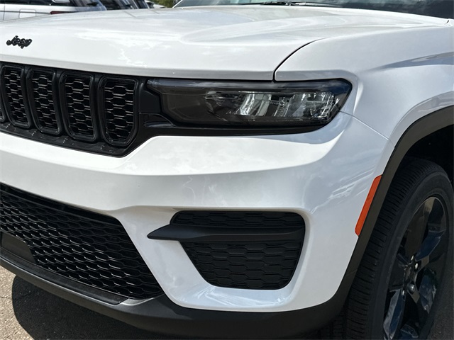2025 Jeep Grand Cherokee Altitude X photo 5