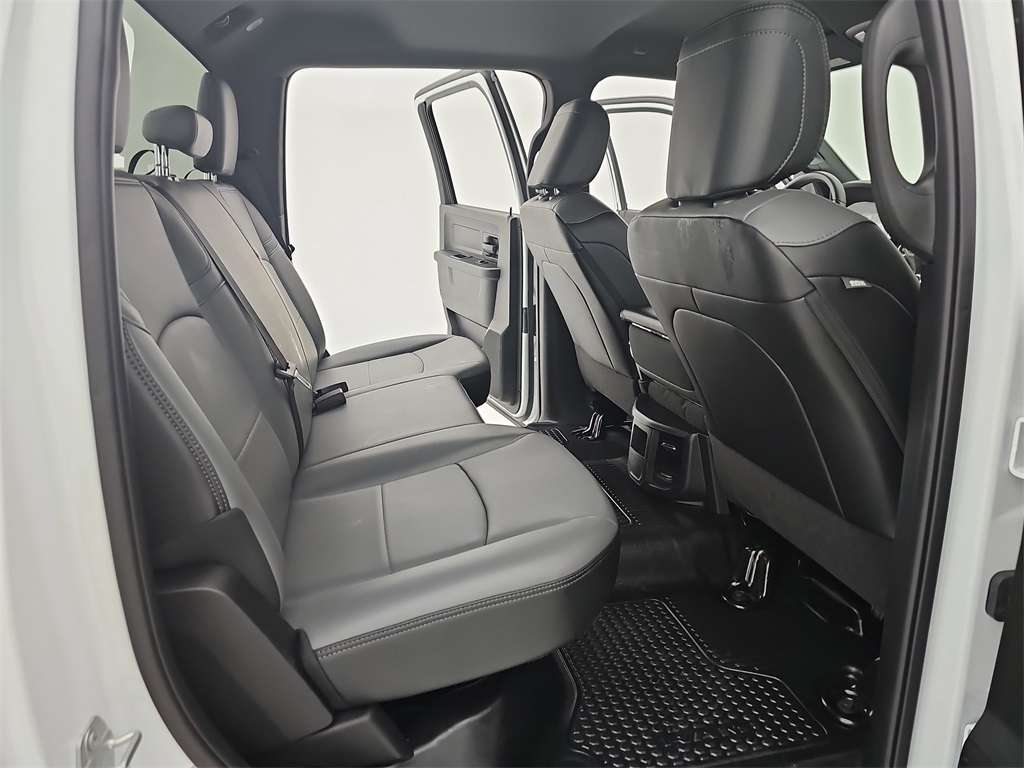 2024 Ram 2500 Tradesman photo 11