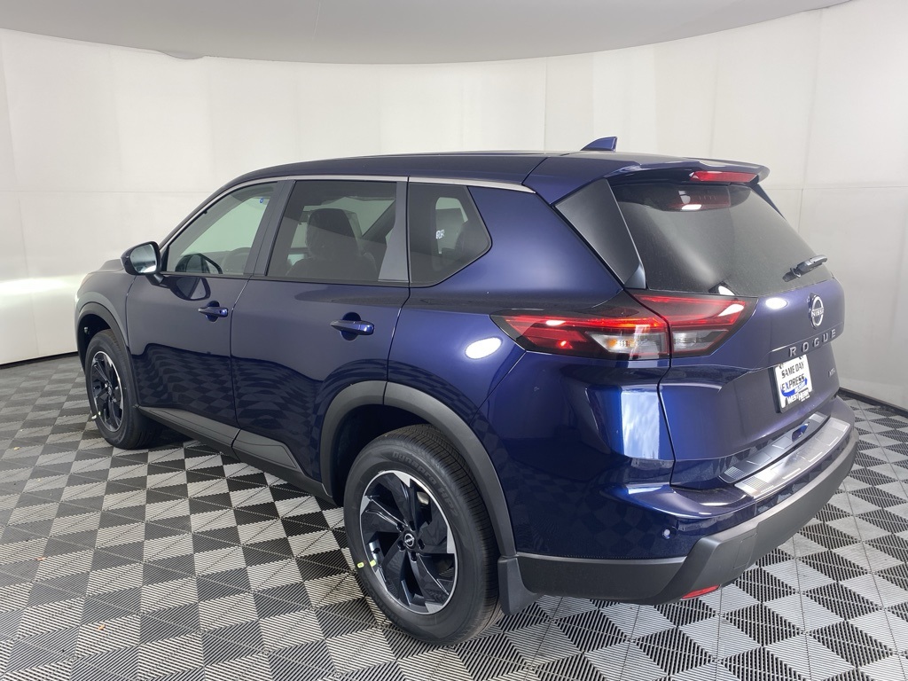 2026 Nissan Rogue SV photo 3