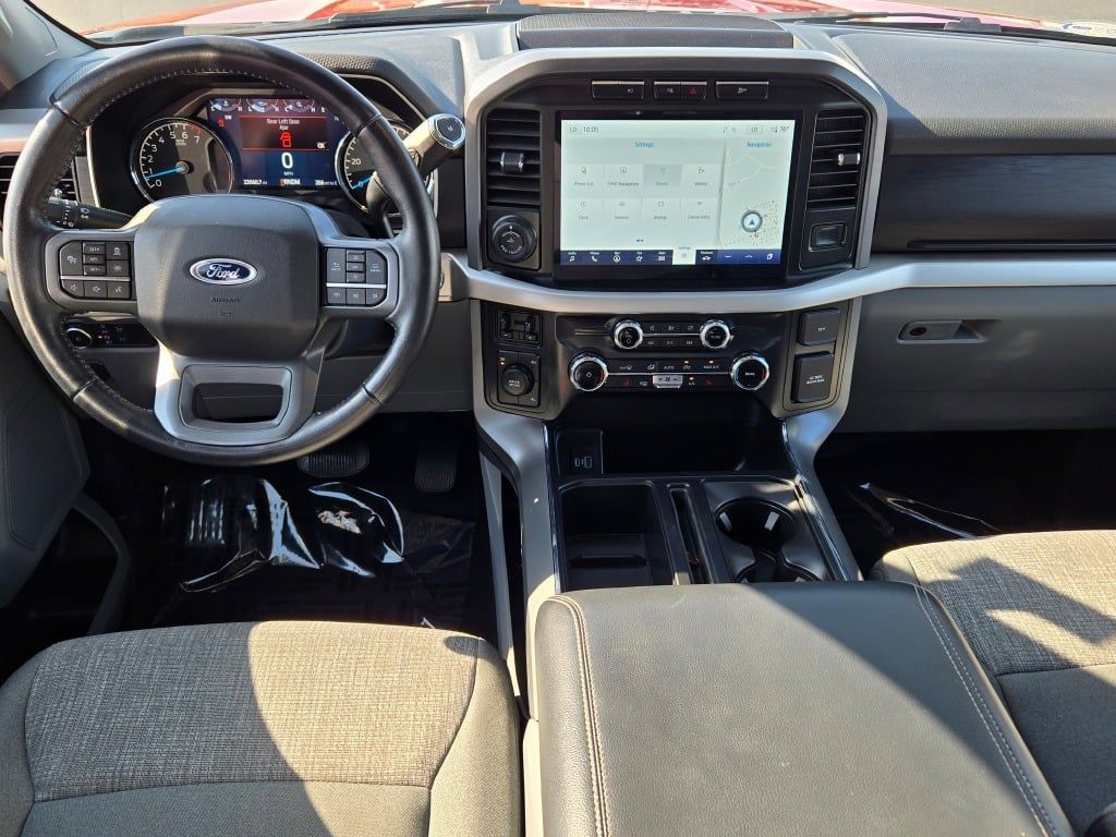 2022 Ford F-150 XLT photo 16