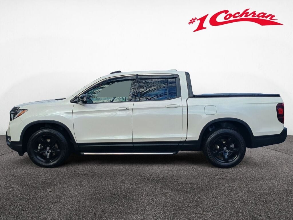 2022 Honda Ridgeline Black Edition photo 4