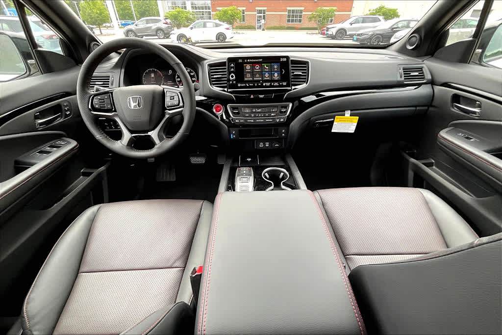 2025 Honda Ridgeline Black Edition photo 11