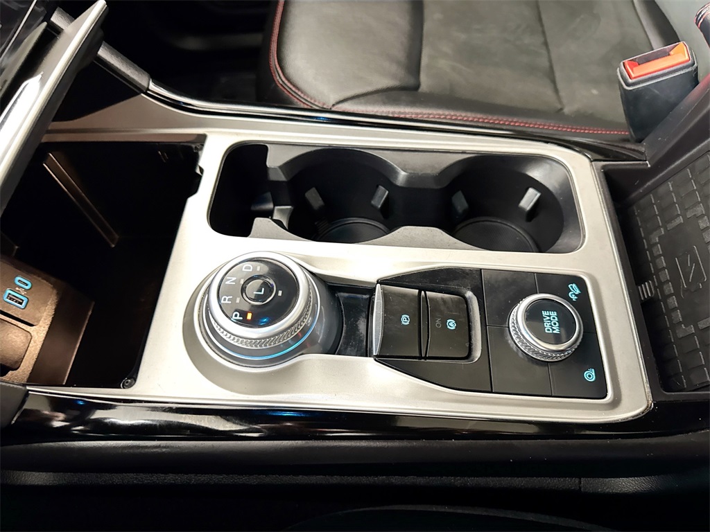 2022 Ford Explorer ST-Line photo 40
