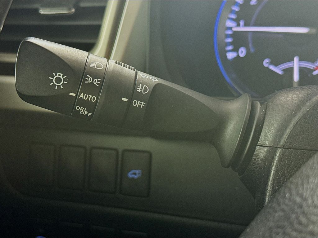 2015 Toyota Highlander Base Hybrid photo 9
