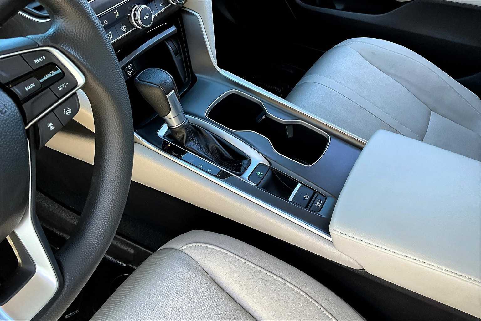 2018 Honda Accord EX 1.5T photo 16
