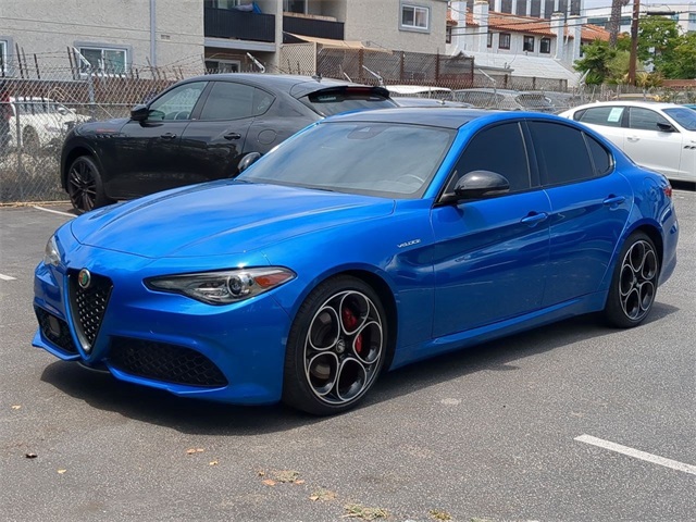 2022 Alfa Romeo Giulia Ti - VELOCE photo 3