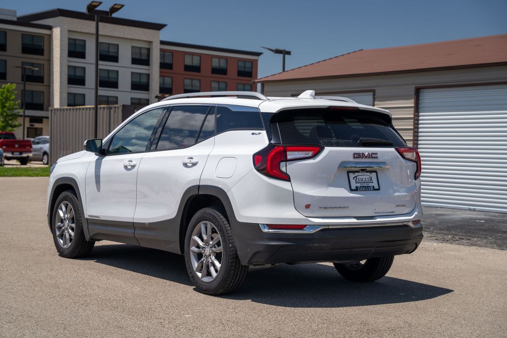 2022 Gmc Terrain SLT photo 5
